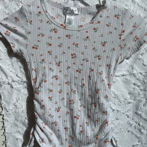 white floral sinched crop